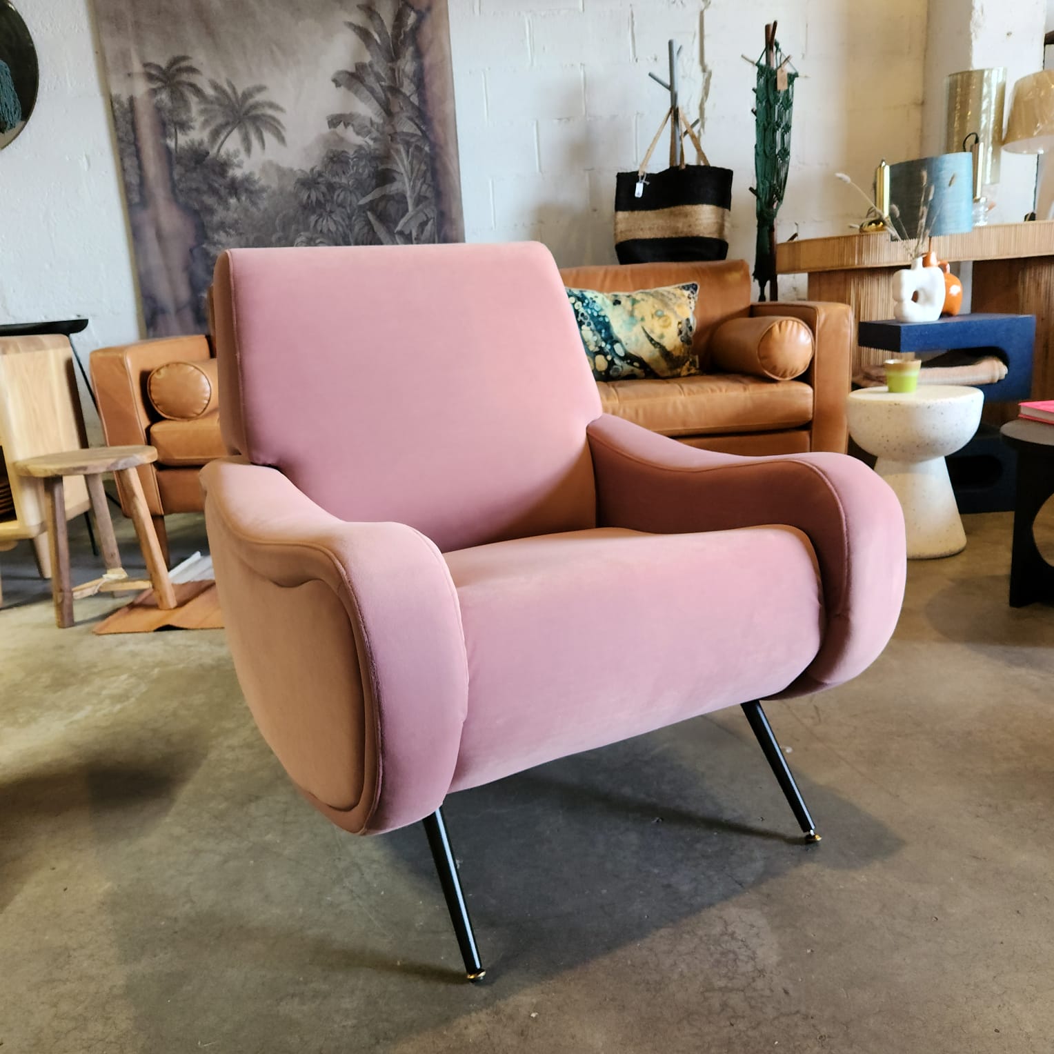 Lady Armchair Powder Pink Velvet